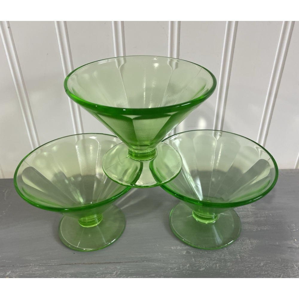 Vintage (3) Pc Federal Glass Green Uranium Sherbet Dessert Cups Depression‎ Glow